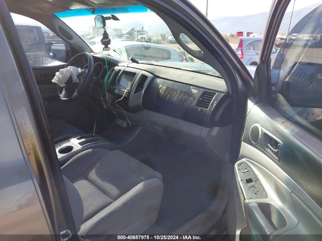 Toyota Tacoma Double Cab 2014 3TMLU4EN3EM143882 Image 5