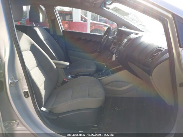 KIA FORTE LX 2015 KNAFK4A63F5408774 Image 5