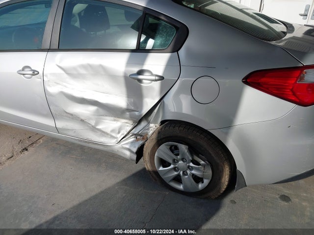 KIA FORTE LX 2015 KNAFK4A63F5408774 Image 6