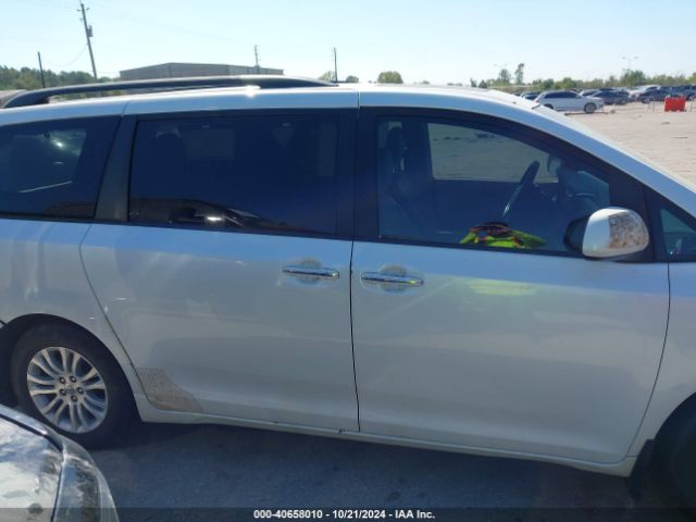 5TDYK3DC0FS547553 Toyota Sienna Xle 8 Passenger