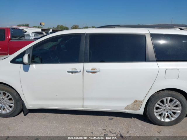5TDYK3DC0FS547553 Toyota Sienna Xle 8 Passenger