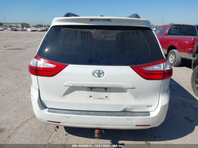 5TDYK3DC0FS547553 Toyota Sienna Xle 8 Passenger
