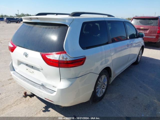 5TDYK3DC0FS547553 Toyota Sienna Xle 8 Passenger