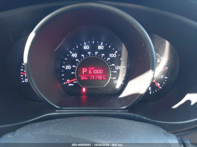 KIA SOUL + 2015 KNDJP3A50F7759923 Image 7