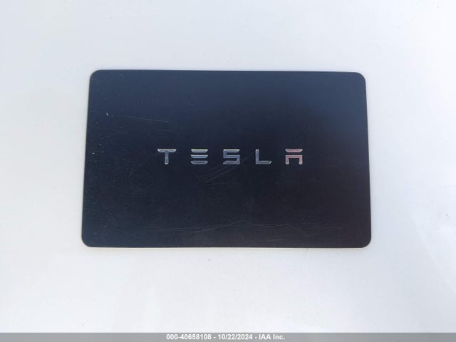 2021 TESLA MODEL Y 5YJYGDEE2MF271868 Photo 10