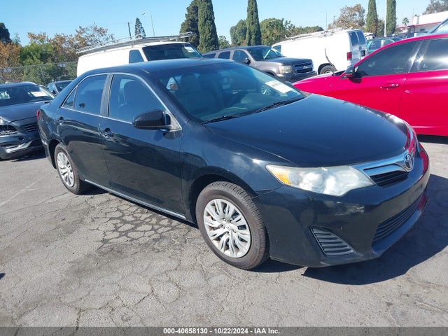 2014 4T1BF1FKXEU358370 main image
