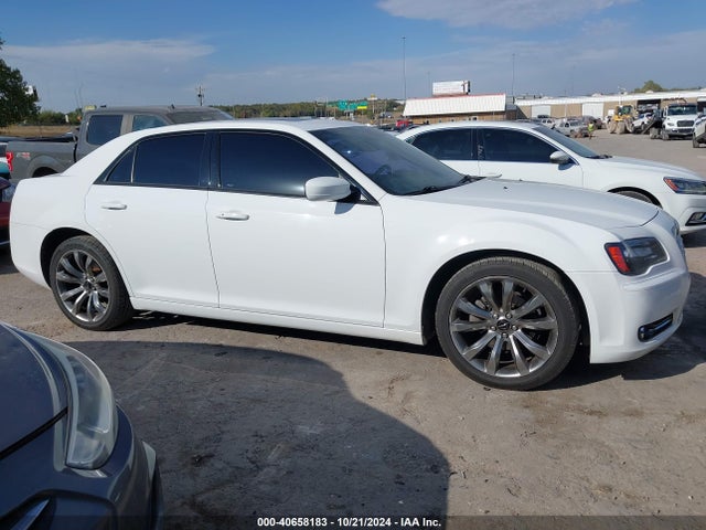 Chrysler 300 300s 2014 2C3CCABG4EH365468 Image 13