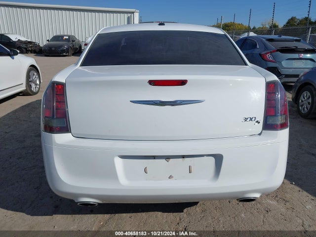 Chrysler 300 300s 2014 2C3CCABG4EH365468 Image 16