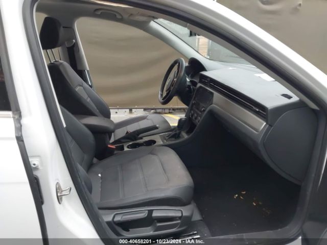 1VWSA7A38NC009071 Volkswagen Passat 2.0t Se