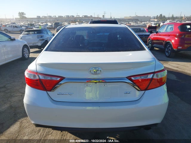 Toyota CAMRY SE 2015 4T1BF1FKXFU028407 Image 16