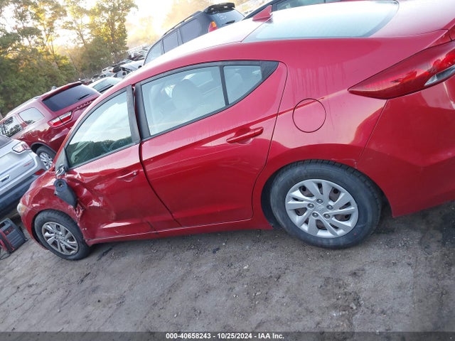 Hyundai ELANTRA SE 2017 5NPD74LF3HH120331 Image 14