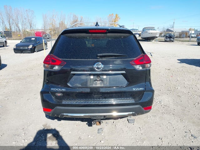 Nissan ROGUE SV 2018 5N1AT2MV4JC731622 Image 17