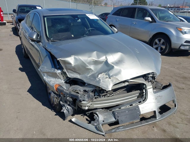 2011 JAGUAR XF SAJWA0FB2BLR91754 Photo 5