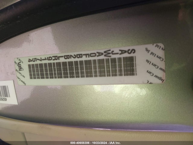 2011 JAGUAR XF SAJWA0FB2BLR91754 Photo 8