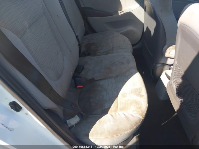 Hyundai ACCENT SE 2016 KMHCT4AE3GU090345 Image 8