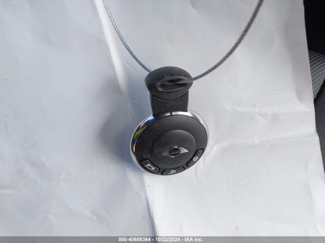 2012 MINI COOPER S WMWSV3C56CT387317 Photo 10