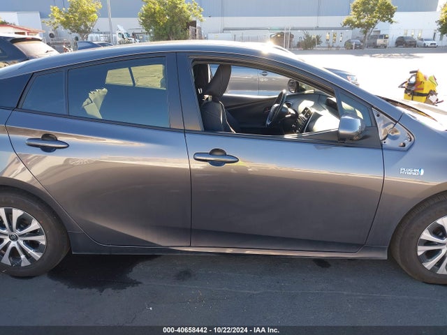 Toyota Prius Prime Le 2021 JTDKAMFP3M3174358 Image 14