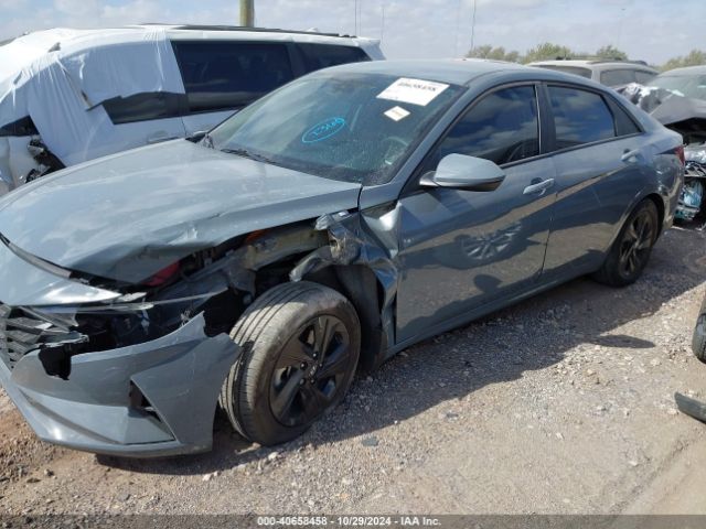 KMHLM4AJ2NU031259 Hyundai Elantra Hybrid Blue