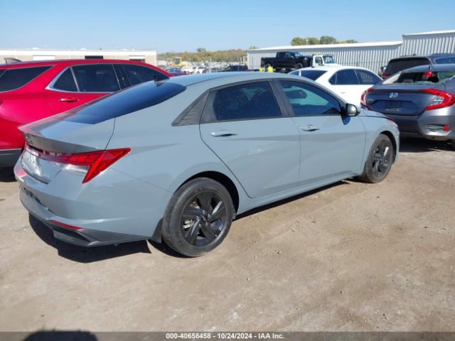 KMHLM4AJ2NU031259 Hyundai Elantra Hybrid Blue