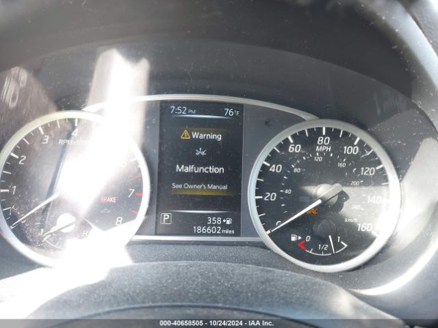 3N1AB7AP5JL651585 Nissan SENTRA SV