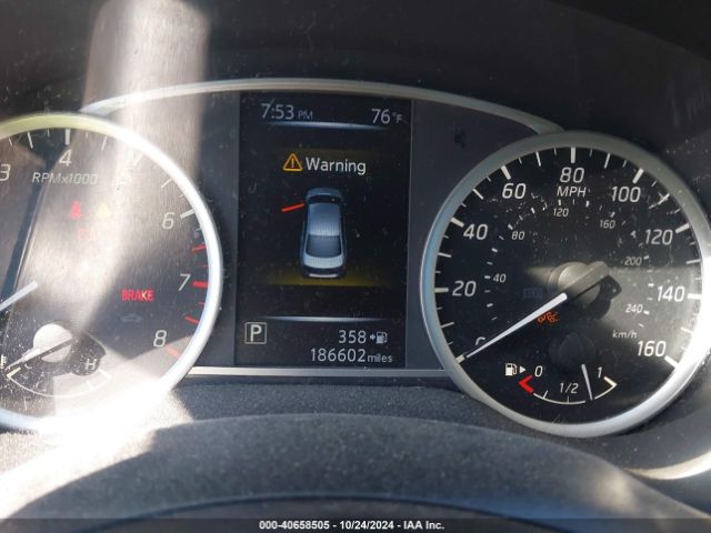 3N1AB7AP5JL651585 Nissan SENTRA SV