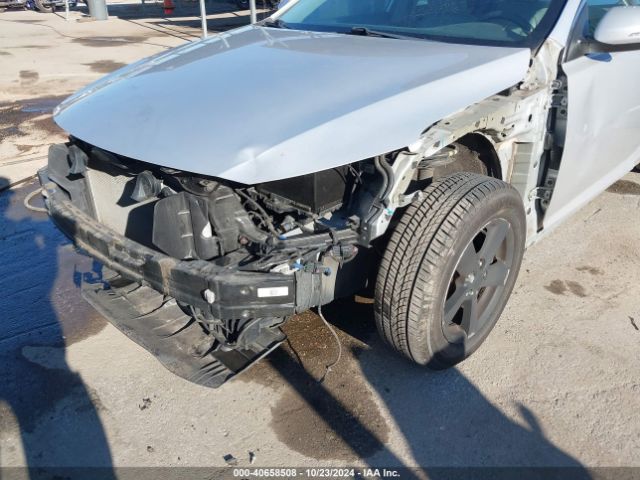 5XXGM4A77EG332710 KIA Optima Lx