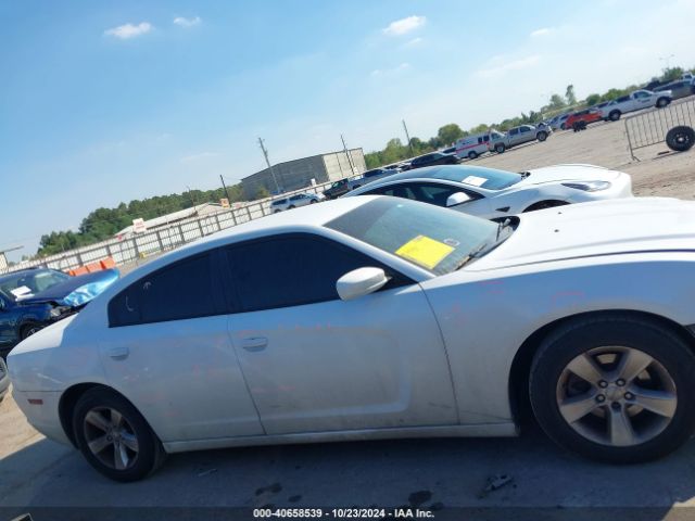 2C3CDXHG9EH274994 Dodge Charger Sxt