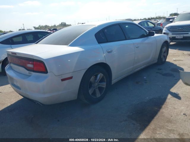 2C3CDXHG9EH274994 Dodge Charger Sxt