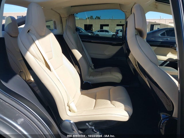 2016 TESLA MODEL X 5YJXCBE21GF002637 Photo 7