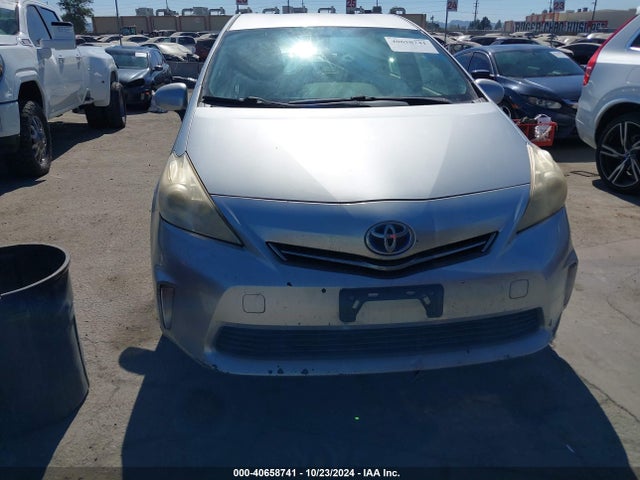 Toyota Prius V Two 2014 JTDZN3EU3E3323728 Image 13