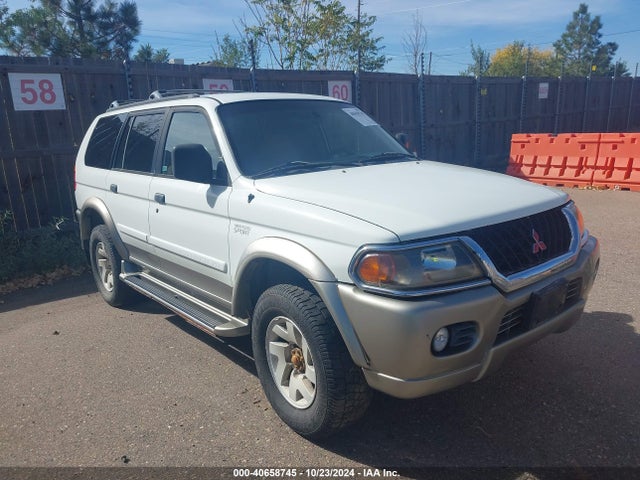 2000 MITSUBISHI MONTERO SPORT JA4MT31H9YP038936 Photo 0