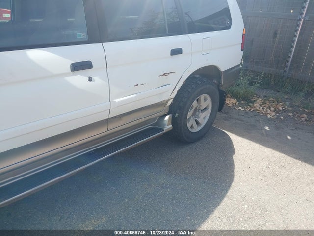 2000 MITSUBISHI MONTERO SPORT JA4MT31H9YP038936 Photo 5