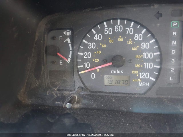 2000 MITSUBISHI MONTERO SPORT JA4MT31H9YP038936 Photo 6