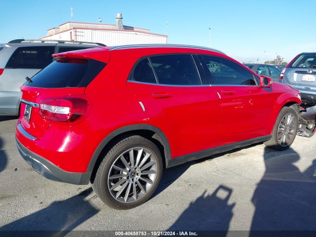 WDCTG4EB6JJ392224 Mercedes-Benz GLA 250