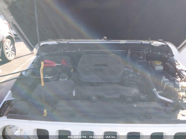 1C4HJXDN0JW263697 Jeep Wrangler Unlimited Sport 4x4