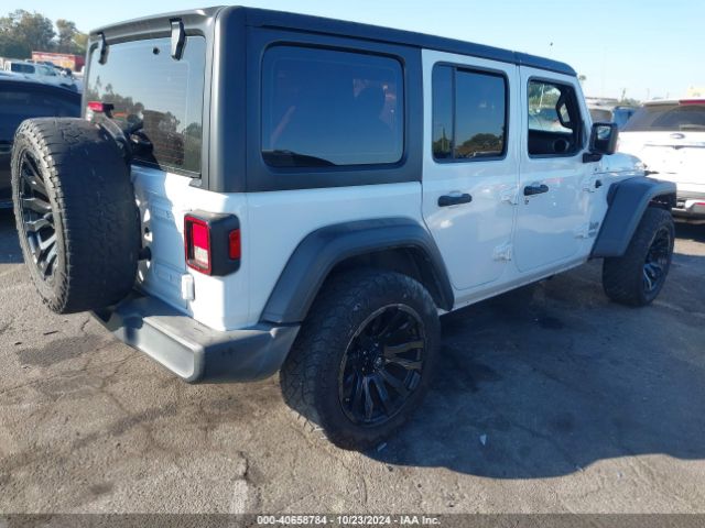 1C4HJXDN0JW263697 Jeep Wrangler Unlimited Sport 4x4