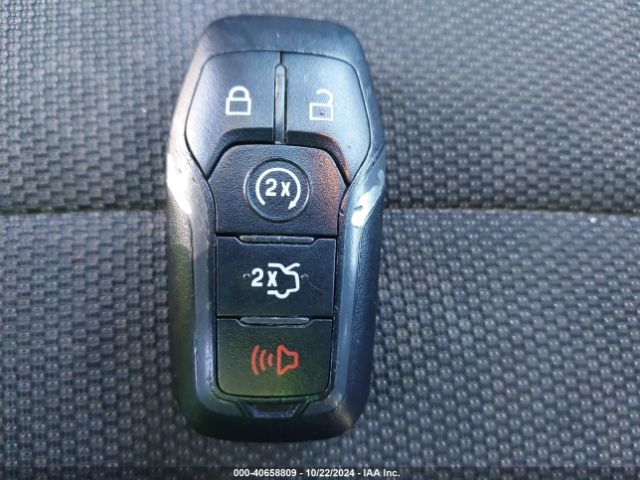 1FA6P8AM0H5322292 Ford Mustang V6