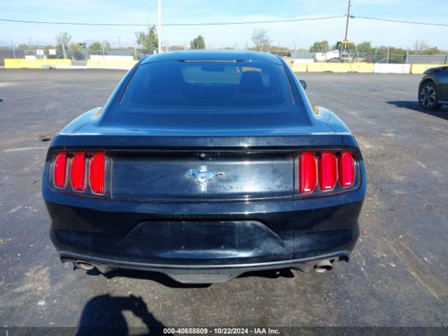 1FA6P8AM0H5322292 Ford Mustang V6