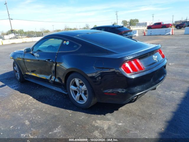 1FA6P8AM0H5322292 Ford Mustang V6