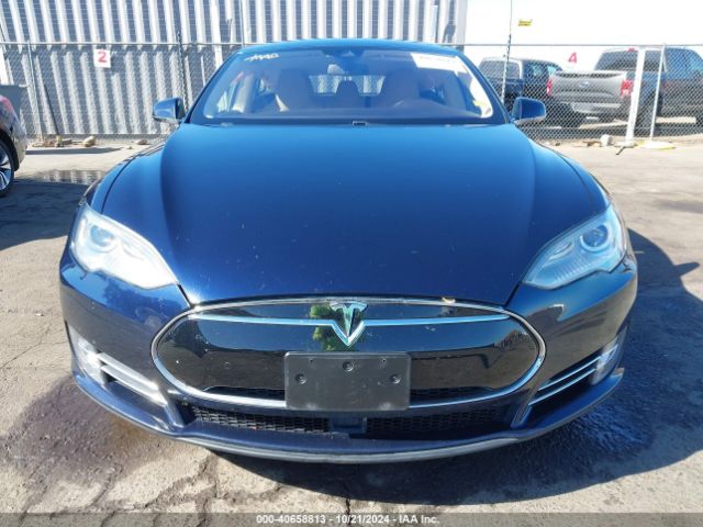 5YJSA1H15EFP62189 Tesla Model S P85