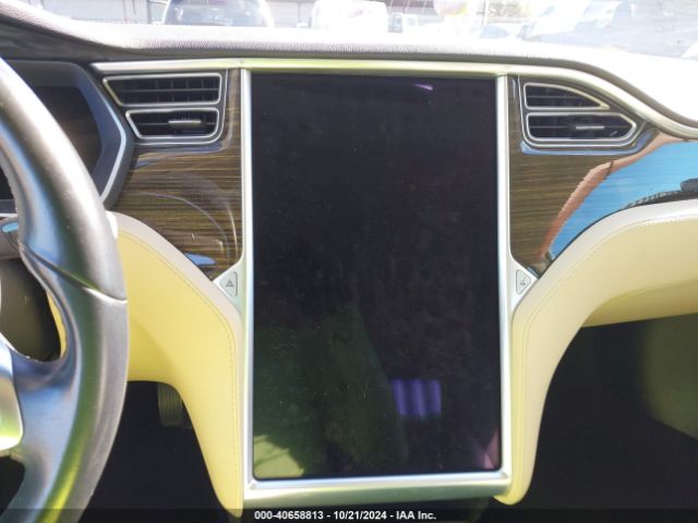 5YJSA1H15EFP62189 Tesla Model S P85
