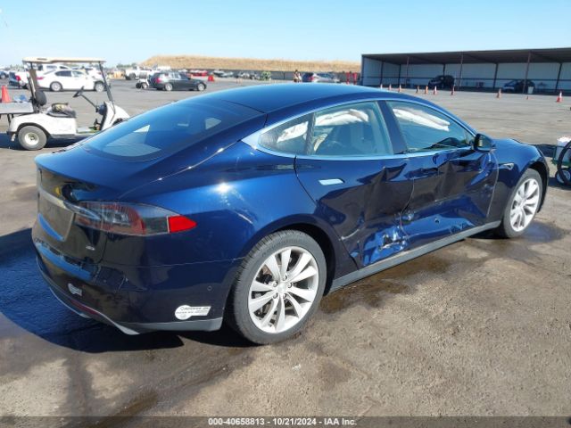 5YJSA1H15EFP62189 Tesla Model S P85