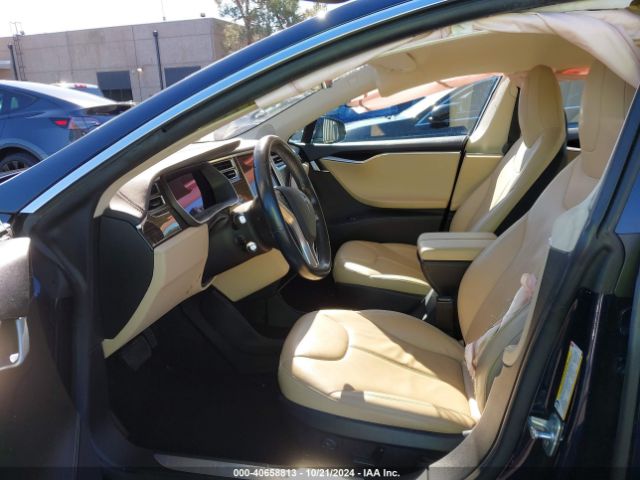 5YJSA1H15EFP62189 Tesla Model S P85