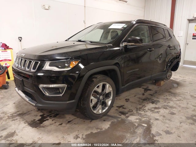 Jeep Compass 2018 3C4NJDCB4JT453887 Image 17
