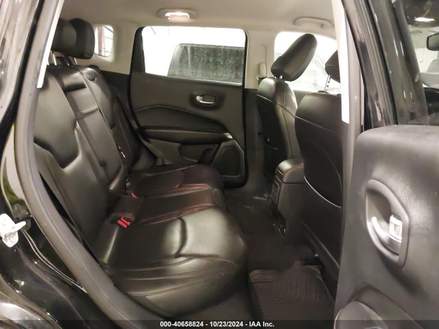 Jeep Compass 2018 3C4NJDCB4JT453887 Image 23