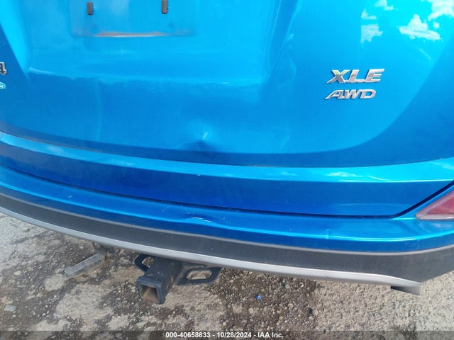 Toyota Rav4 Xle 2018 2T3RFREV3JW800383 Image 6