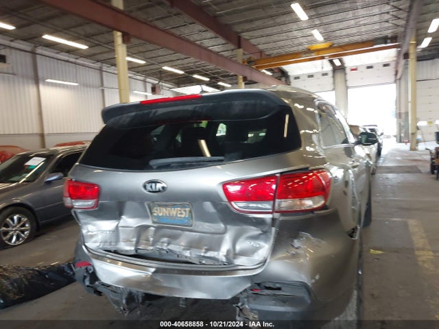 KIA Sorento 3.3l Lx 2016 5XYPGDA58GG137199 Image 17
