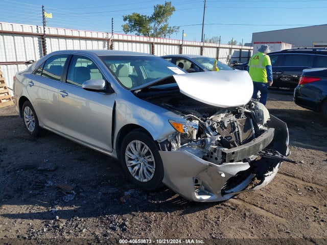 2012 Toyota Camry Le მანქანა იყიდება აუქციონზე, vin: 4T1BF1FK6CU054952, აუქციონის ნომერი: 40658873