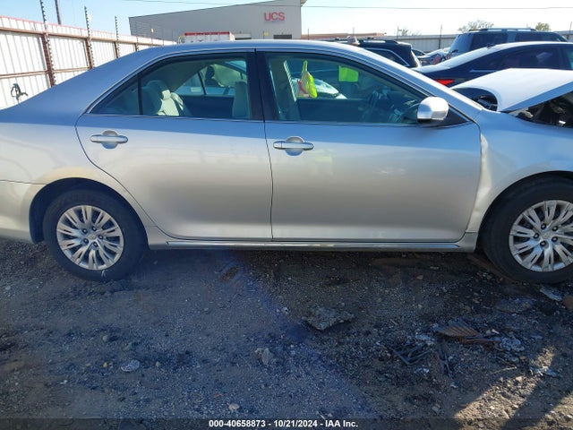 2012 Toyota Camry Le მანქანა იყიდება აუქციონზე, vin: 4T1BF1FK6CU054952, აუქციონის ნომერი: 40658873