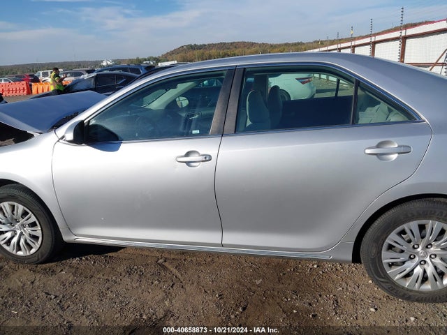 2012 Toyota Camry Le მანქანა იყიდება აუქციონზე, vin: 4T1BF1FK6CU054952, აუქციონის ნომერი: 40658873